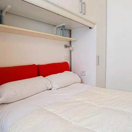 Lungomare Apartamento *